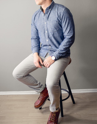 Comment porter une chemise à manches longues avec des bottes de travail