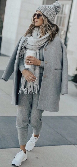 Bonnet en tricot gris