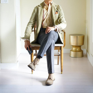 Comment porter un blazer vert menthe au printemps
