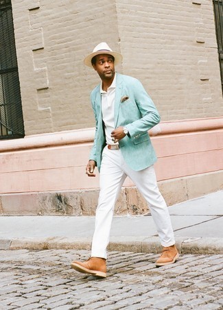 Comment porter un blazer vert menthe au printemps