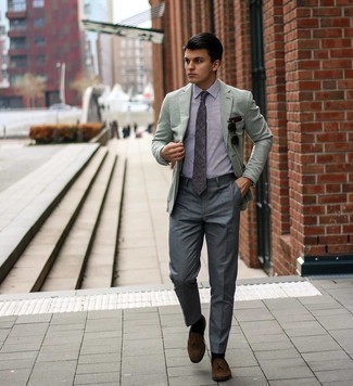 Comment porter un blazer vert menthe pour un style elégantes en été