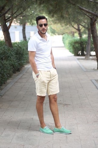 Comment porter des chaussures bateau en toile vert menthe