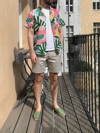 Comment porter des espadrilles en toile vert menthe