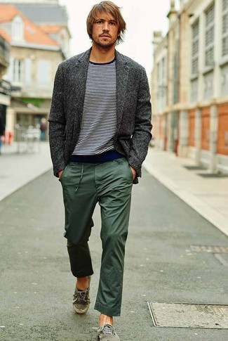 Comment porter des chaussures en toile vert menthe en automne