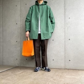 Comment porter un manteau vert menthe pour un style decontractés