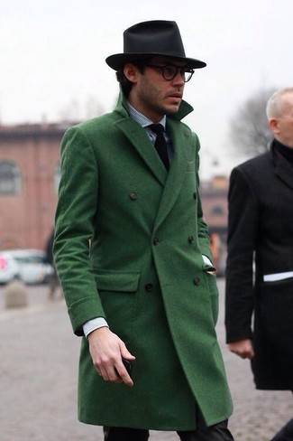 Comment porter un manteau vert menthe
