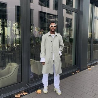 Comment porter un manteau vert menthe pour un style decontractés