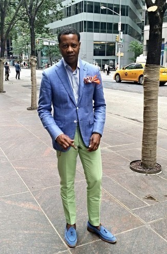 Comment porter un pantalon de costume vert menthe