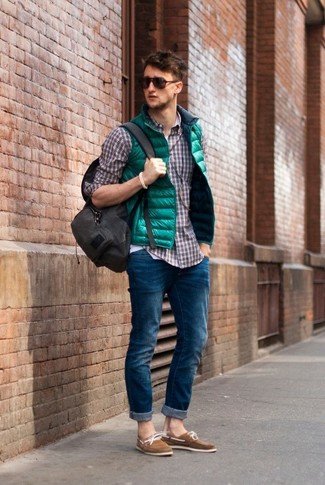 Comment porter une veste vert menthe pour un style decontractés