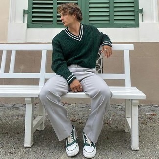 Comment porter des baskets basses en cuir vert menthe