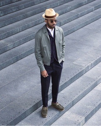 Comment porter une veste-chemise vert menthe quand il fait chaud