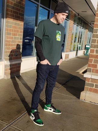 Comment porter des chaussures vert menthe pour un style relax en automne