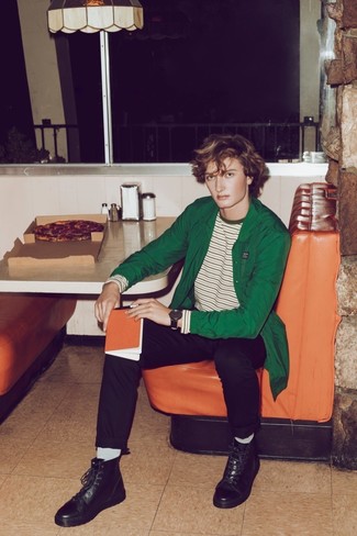 Comment porter un t-shirt vert menthe pour un style chic decontractés au printemps