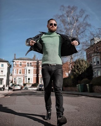 Comment porter un pull à col roulé vert menthe au printemps