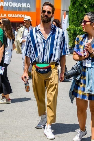 Comment porter un sac multicolore pour un style decontractés