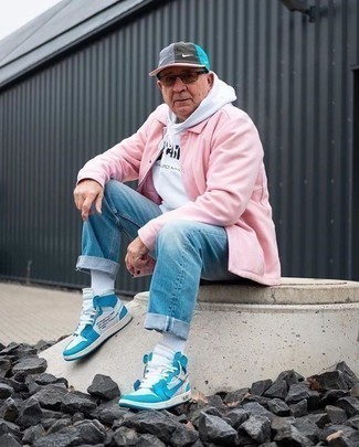 Comment porter une casquette de base-ball multicolore