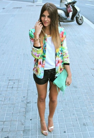 Comment porter un blazer multicolore