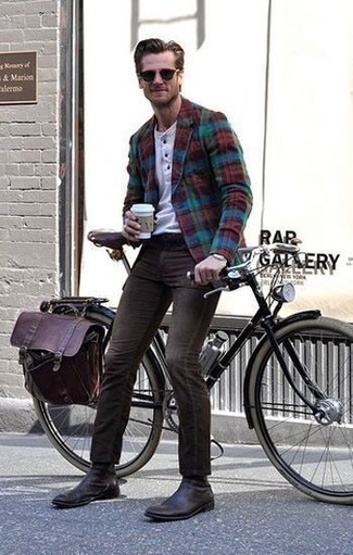Comment porter un blazer multicolore au printemps
