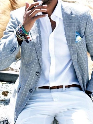 Comment porter un bracelet multicolore pour un style chic decontractés