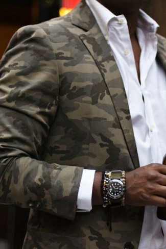 Comment porter un bracelet multicolore pour un style chic decontractés