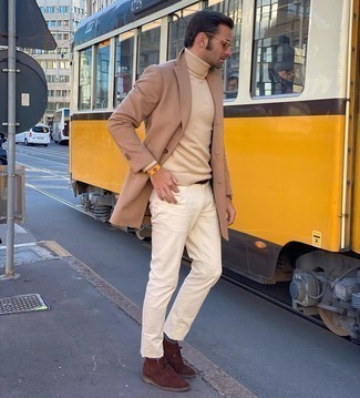 Comment porter un bracelet multicolore pour un style chic decontractés quand il fait frais