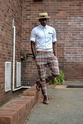 Comment porter un pantalon chino multicolore