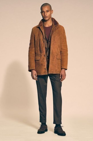 Comment porter un blazer en vichy multicolore quand il fait frais
