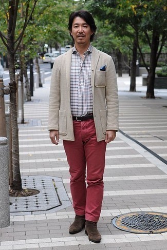Comment porter une chemise à manches courtes en vichy multicolore