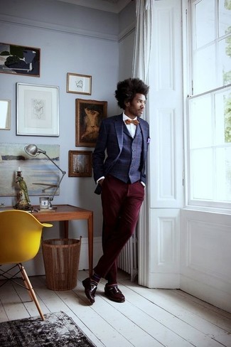 Comment porter des chaussettes à rayures horizontales multicolores