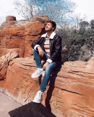 Comment porter un pull à rayures horizontales multicolore