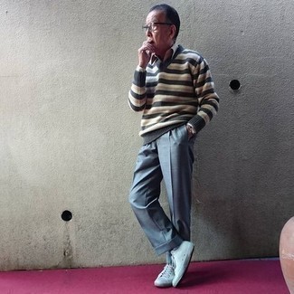 Comment porter un pull à rayures horizontales multicolore