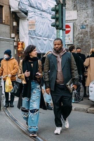 Comment porter une veste multicolore