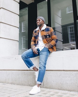 Comment porter une veste multicolore