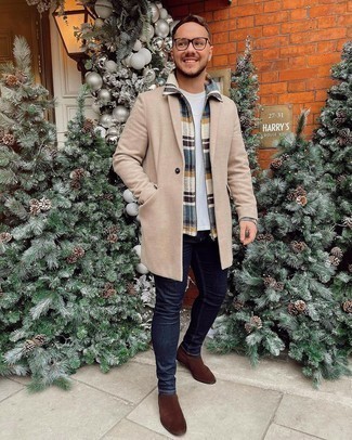 Comment porter une veste multicolore quand il fait froid