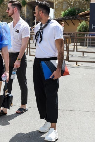Comment porter un sac en cuir multicolore en été