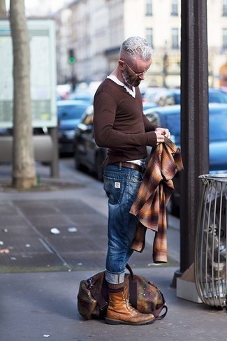 Comment porter un sac en cuir multicolore en automne