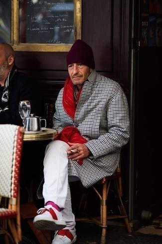 Comment porter un pardessus multicolore au printemps