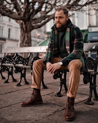 Comment porter un pardessus multicolore quand il fait frais
