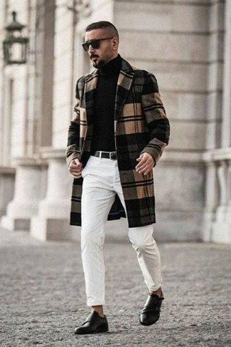 Comment porter un pardessus multicolore au printemps