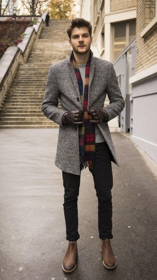 Comment porter une écharpe multicolore en automne