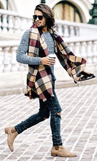 Comment porter une écharpe multicolore en automne