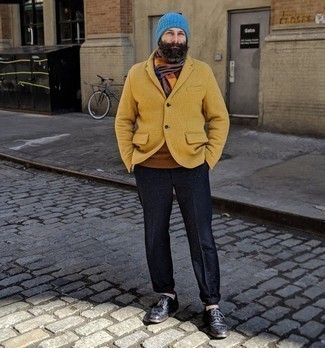 Comment porter une écharpe multicolore pour un style chic decontractés