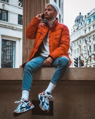 Comment porter des chaussures multicolores quand il fait frais
