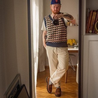 Comment porter un pull multicolore pour un style chic decontractés au printemps à 30 ans