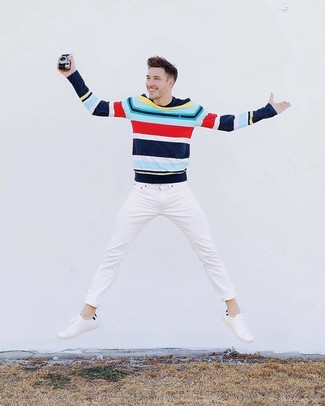 Comment porter un pull multicolore pour un style decontractés au printemps