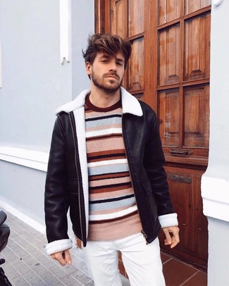 Comment porter un pull multicolore au printemps
