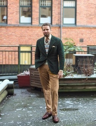 Comment porter un pull multicolore pour un style elégantes quand il fait chaud