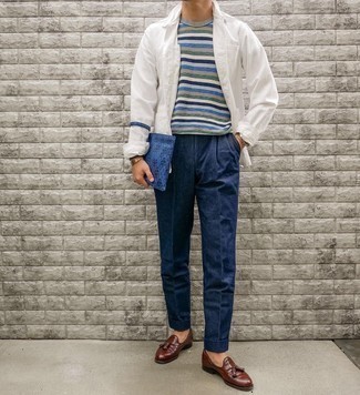 Comment porter un pull multicolore pour un style chic decontractés au printemps à 30 ans