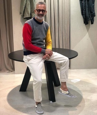 Comment porter un pull multicolore pour un style decontractés quand il fait chaud après 50 ans