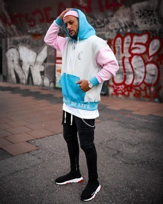 Comment porter un pull multicolore au printemps